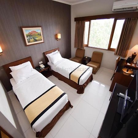Capital O 874 Hotel Nyland Pasteur Bandung Ngoại thất bức ảnh