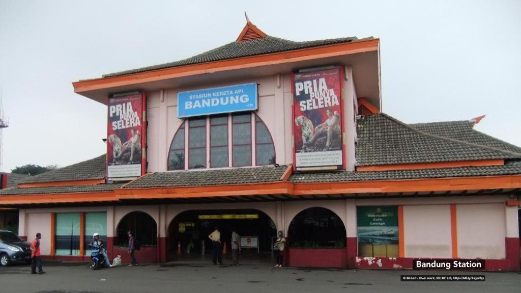 Capital O 874 Hotel Nyland Pasteur Bandung Ngoại thất bức ảnh