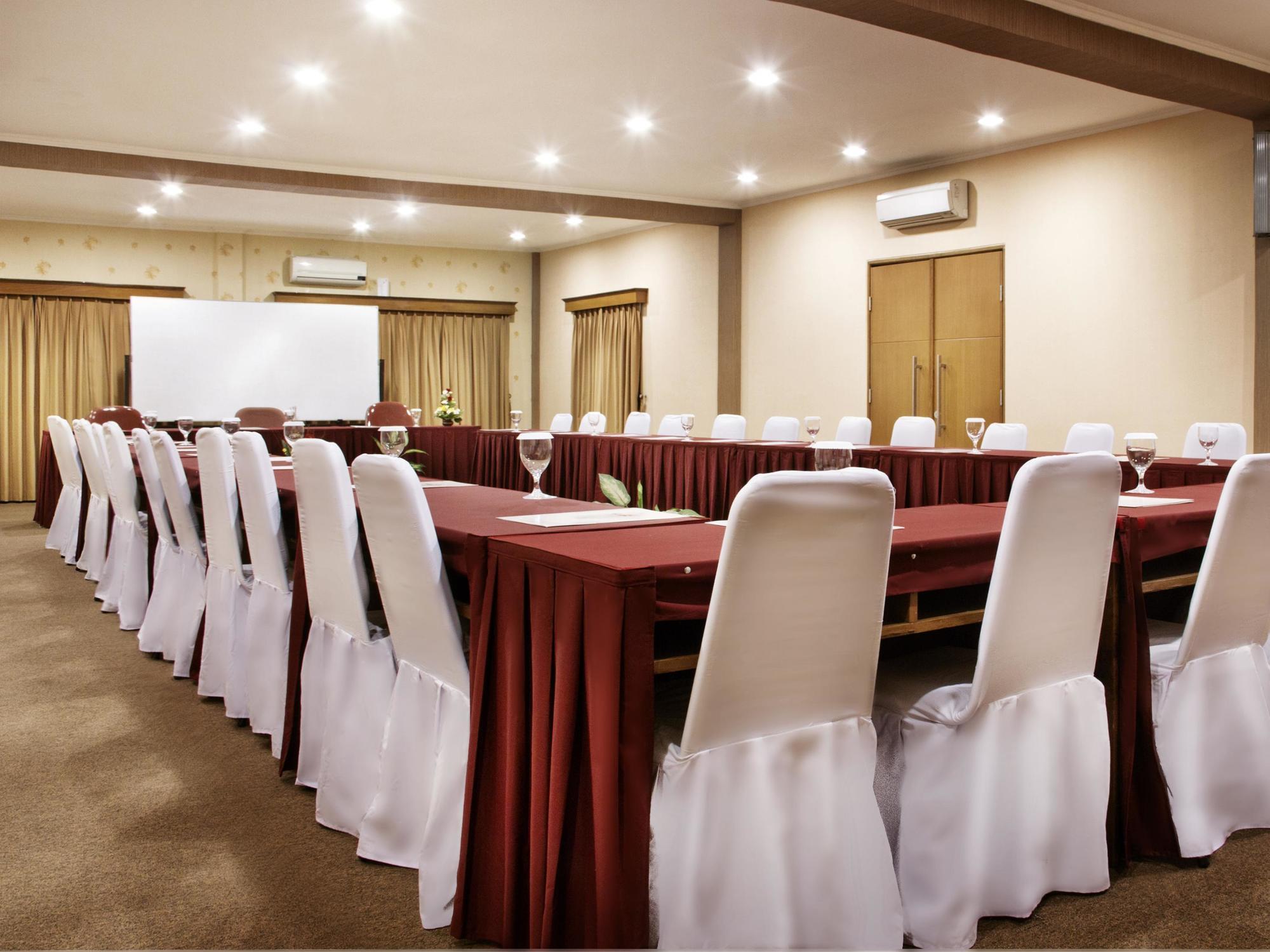 Capital O 874 Hotel Nyland Pasteur Bandung Ngoại thất bức ảnh