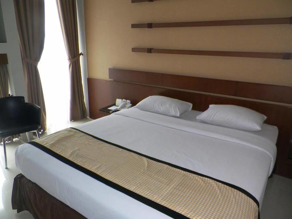 Capital O 874 Hotel Nyland Pasteur Bandung Ngoại thất bức ảnh
